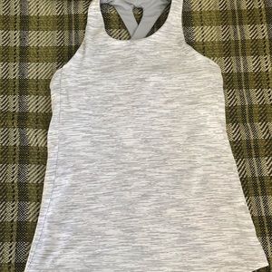 Lululemon tank with shelf bra
